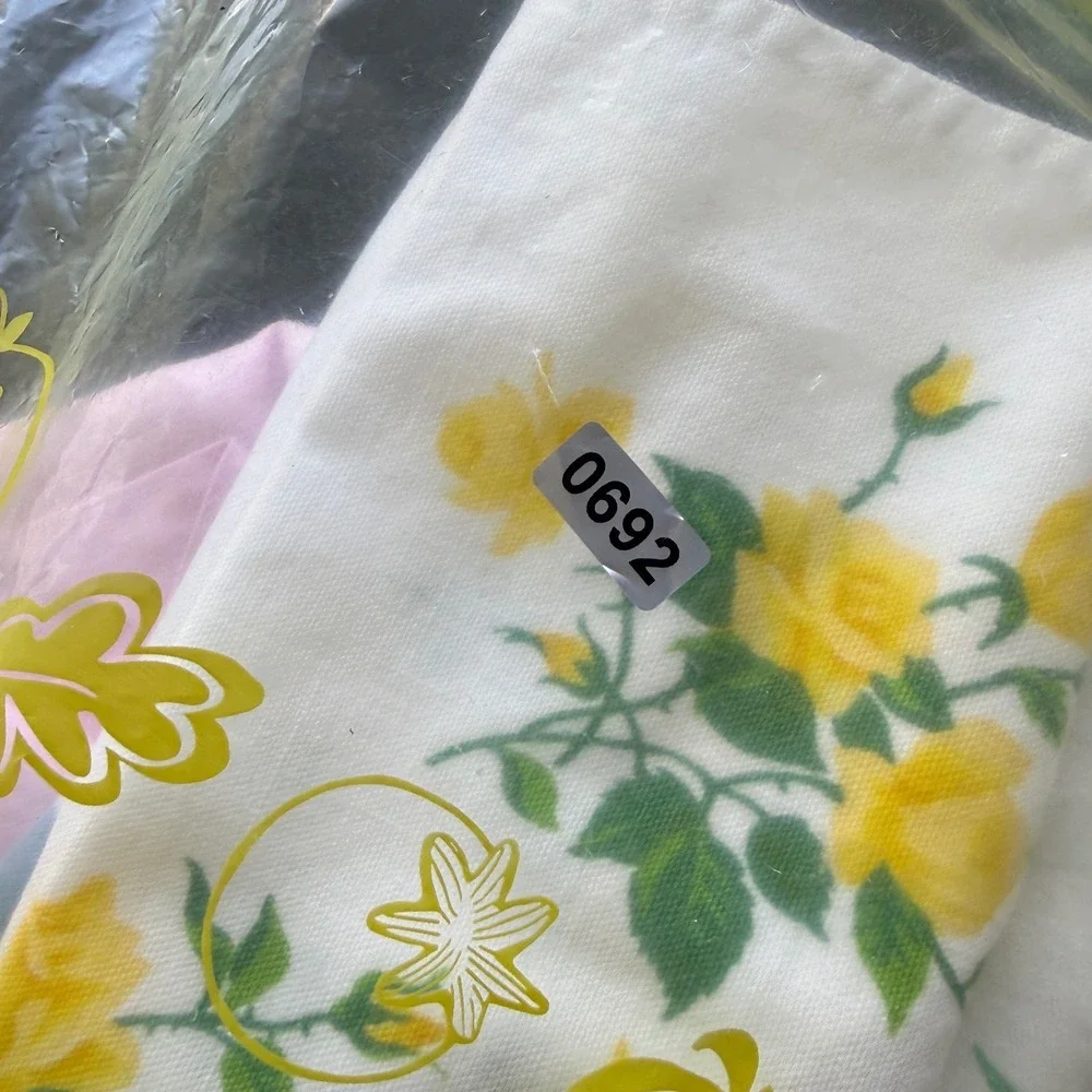 Vintage Floral Tea Towel Set Yellow Pink Blue Roses Kitchen Linens 2 Piece